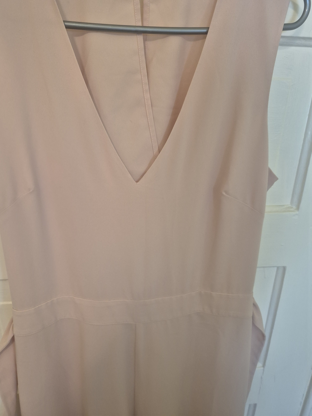 bebe Blush Pink Wide Leg Belted Jumpsuit Open Back Size 10 - Picture 7 of 13